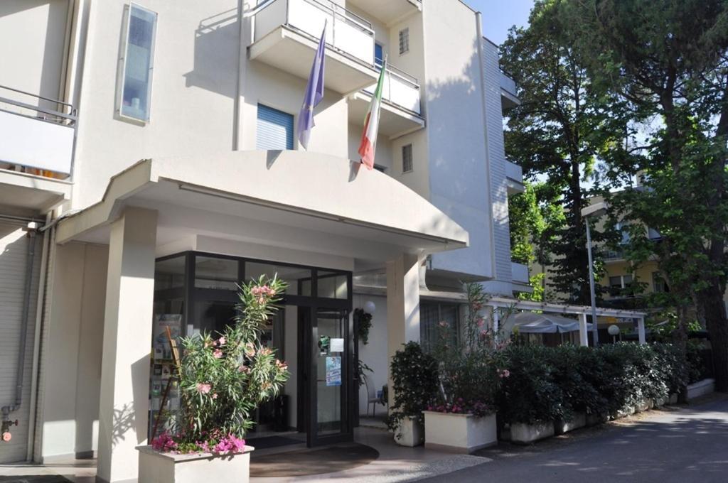 Hotel Carillon Bellaria-Igea Marina Exterior foto