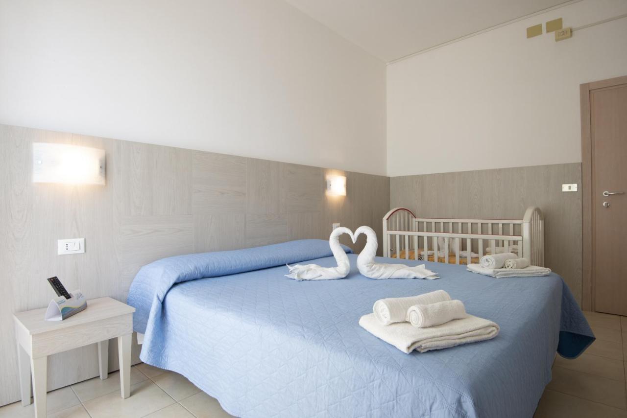 Hotel Carillon Bellaria-Igea Marina Exterior foto